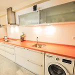 Acogedor Apartamento Junto A Calle Larios By Renthas *